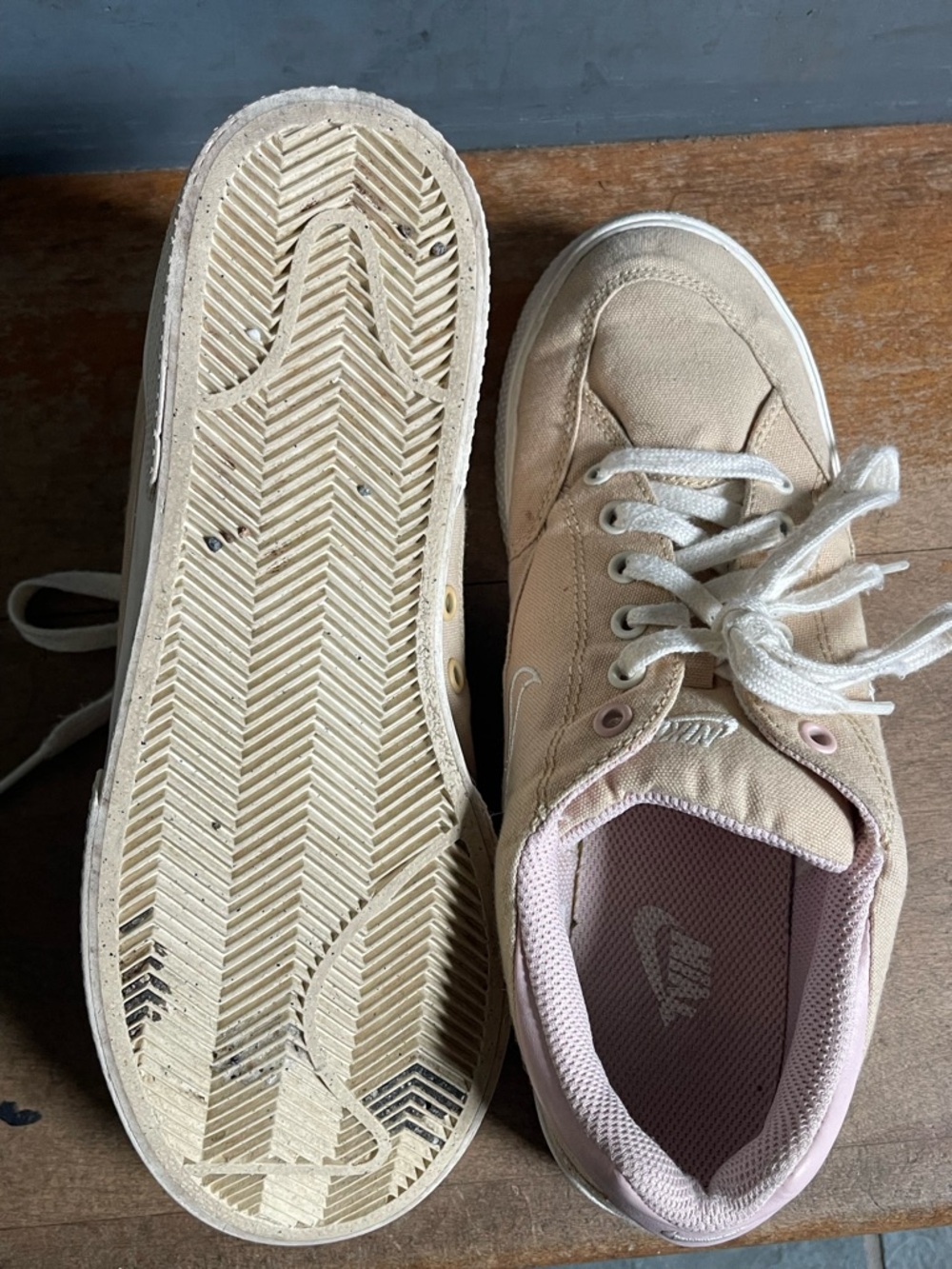 Nike Women’s Beige Canvas Sneakers with Light Pink Lining - Picture 4 of 4